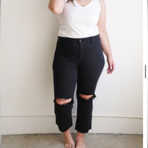 Carly Jean Los Angeles Denim - Carly Jean Los Angeles Women’s Kate Slim Distressed Black Jean Feminine Size 11